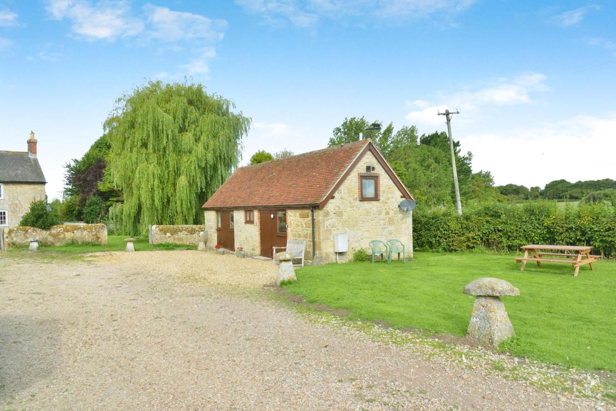 Willows Calbourne Zewnętrze zdjęcie